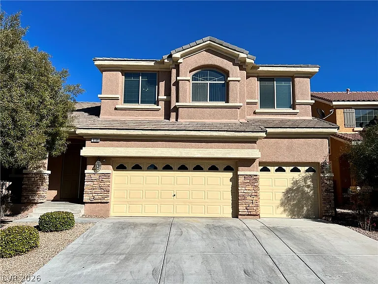 2738 Auchmull St — Photo 1