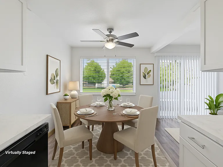 Park Ridge Apartments — Photo 6