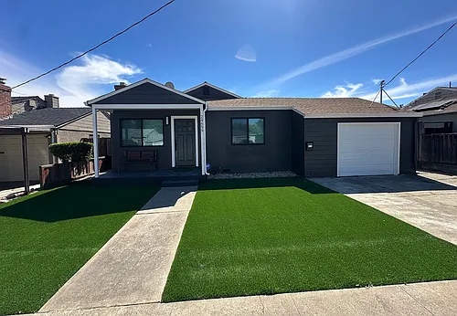 24659 Joanne St Photo 1