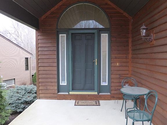 3rd image of 3931 Burgundy Bay Blvd W