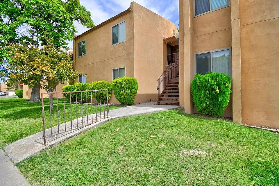 2 bed, 2.0 bath, 1063 sqft, $1,500 — Photo 1