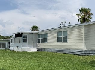 28 SE Flamenco Way, Pt Saint Lucie, FL 34952