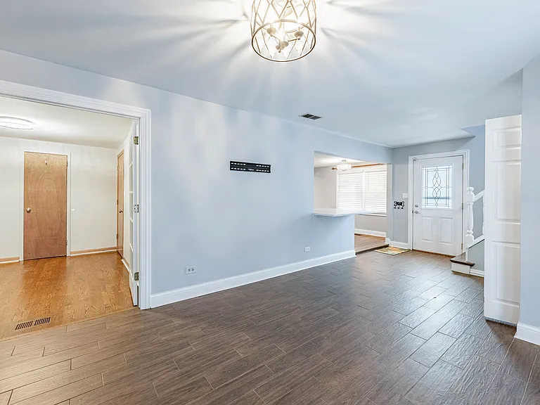 8912 S Ryan Rd #HOUSE — Photo 8