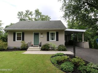 2040 Van Antwerp Rd, Schenectady, NY 12309