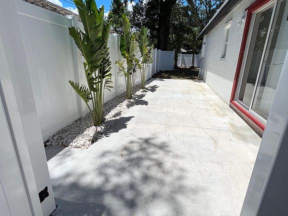 3rd image of 4561 20th Ave S