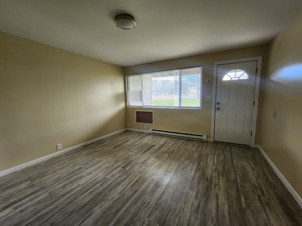 129 Cosey Beach Ave #Aa6