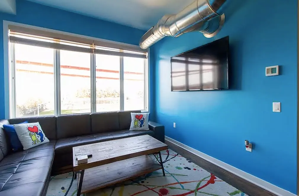 2 bed, $2,900 — Photo 1