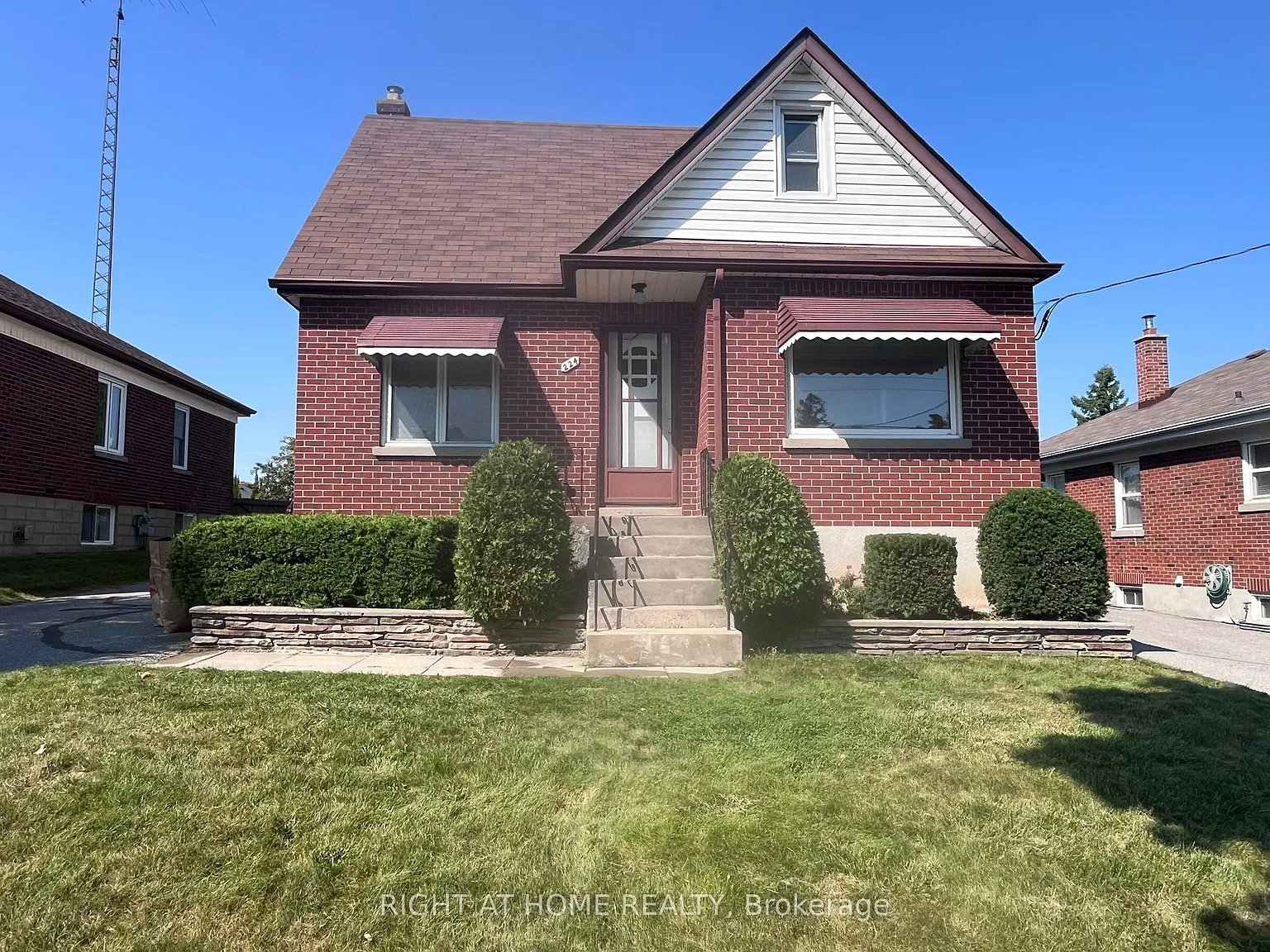 2 bed, $1,950 — Photo 1