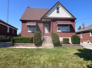 224 College Ave, Oshawa, ON L1J1R7