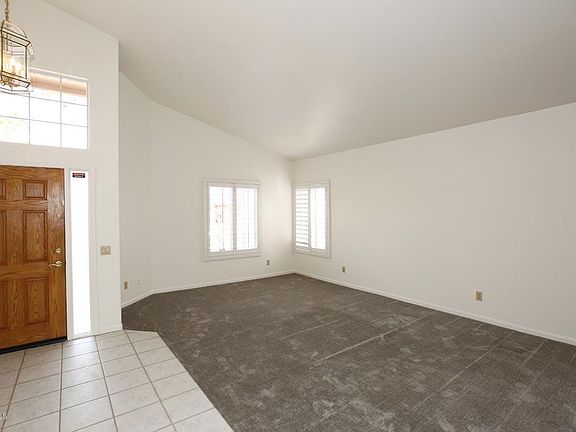 3rd image of 10925 E Sunnydale Dr