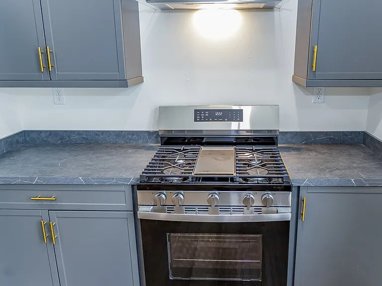 182 Ellery Ave #2 — Photo 21