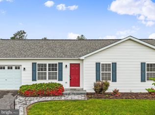 56 Expedition Ct, Martinsburg, WV 25403