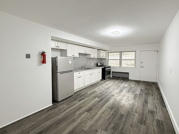 2nd image of 16 Clark Ter