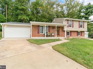 5 Winstead Ct, Catonsville, MD 21228