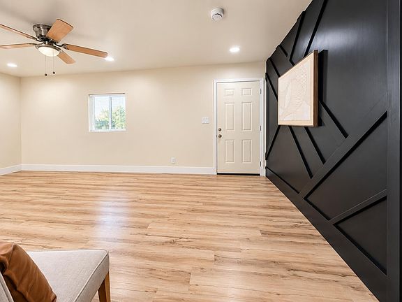 4th image of 602 Dover Place