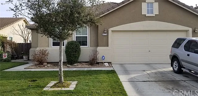 470 Azalea Ct photo 1