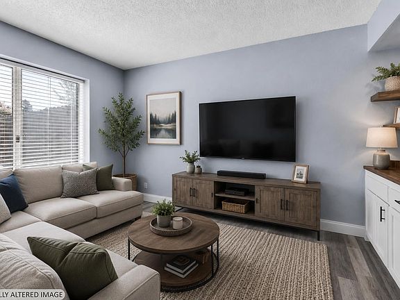 5th image of 2874 Sunshine Cir