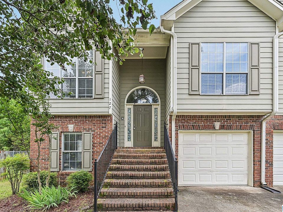 1st image of 127 Stonehaven Way