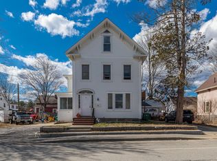 11 Glen St, Rochester, NH 03867