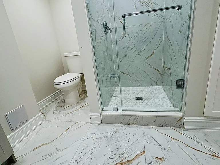 4056 Channing Cres — Photo 35