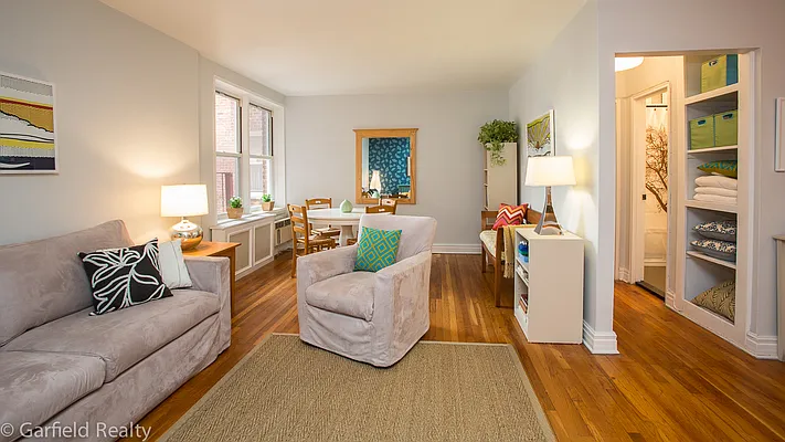 Sold by Garfield Realty  | media 16