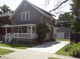 407 Studebaker St, Mishawaka, IN 46544