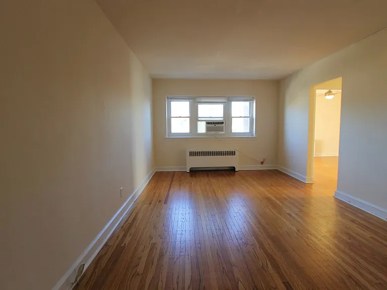 353-357 W Mount Airy Ave — Photo 112