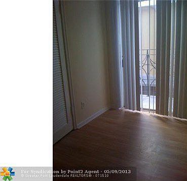 2nd image of 104 NE 16th Ave APT 8