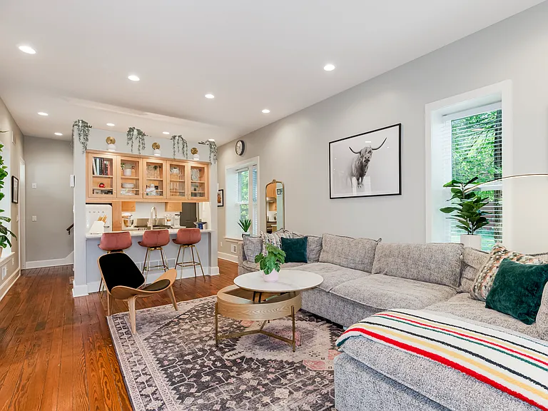 1617 Madison Ave — Photo 3