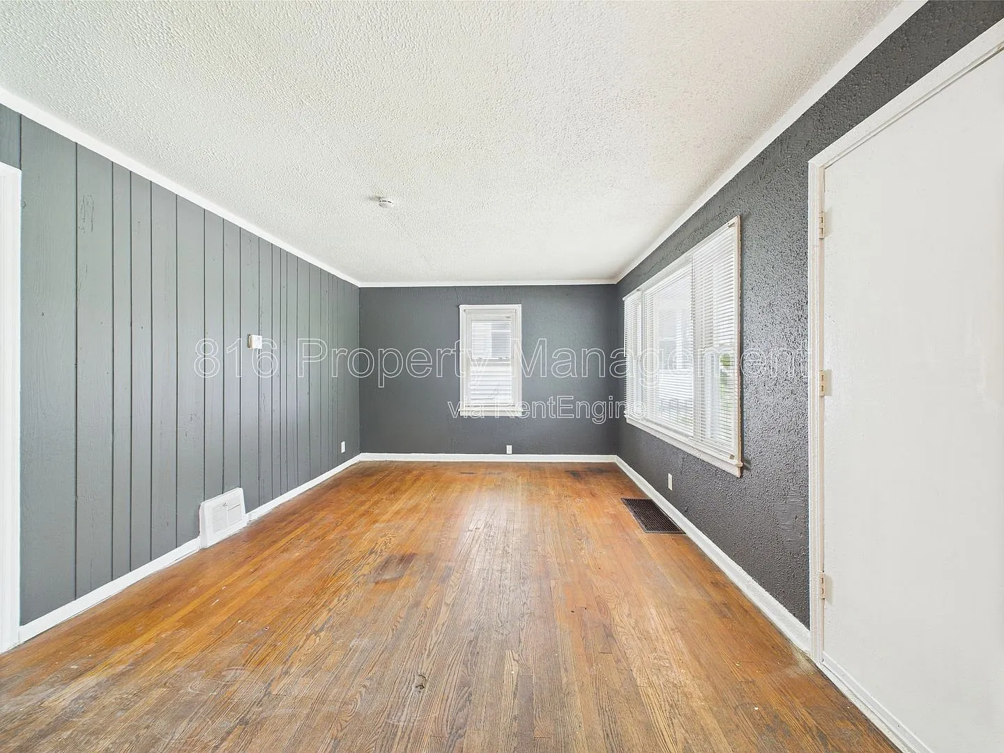 3 bed, 1.5 bath, 1380 sqft, $1,350 — Photo 2