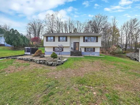 11 Hoffman Drive, Monroe, NY 10950