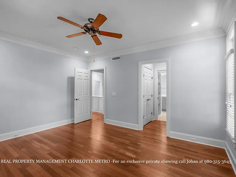 529 Queens Rd — Photo 60