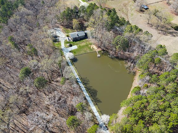 3rd image of 3008 Snow Hill Rd