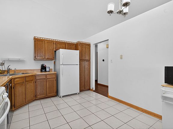 4th image of 7606 W Saint Francis Rd #0