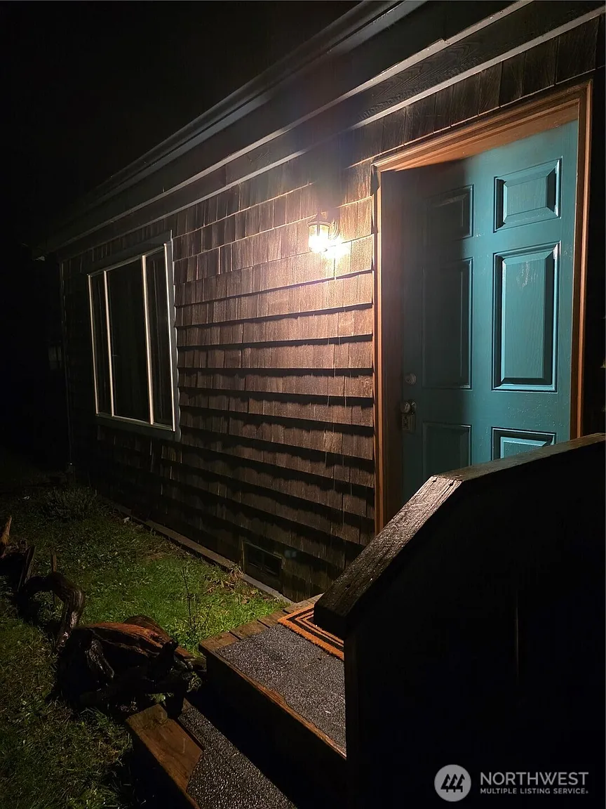 210 212 W Tacoma Avenue photo 1