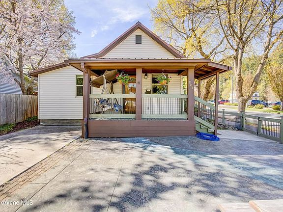 3rd image of 802 E Bancroft Ave