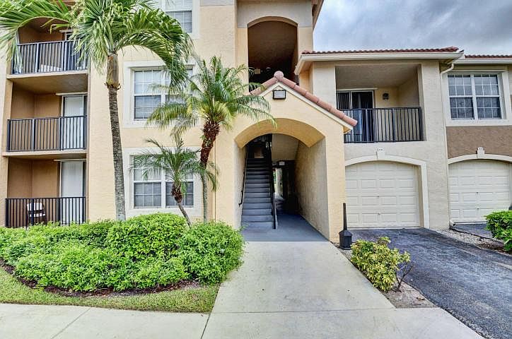 1st image of 15075 Michelangelo Blvd