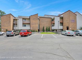 1555 W Pond Dr APT 21, Okemos, MI 48864