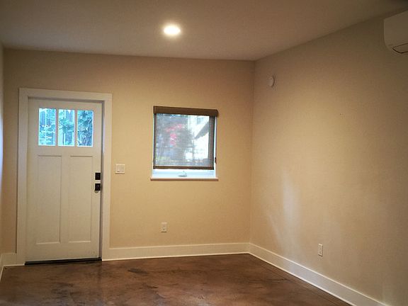 3rd image of 1505 Altaloma Ave