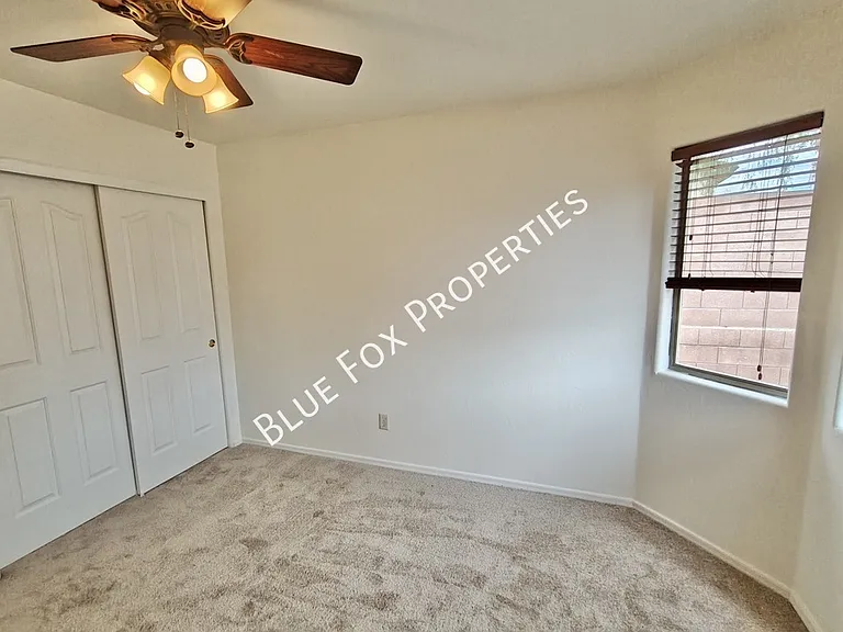 10923 S Lake Gambusi Dr — Photo 38