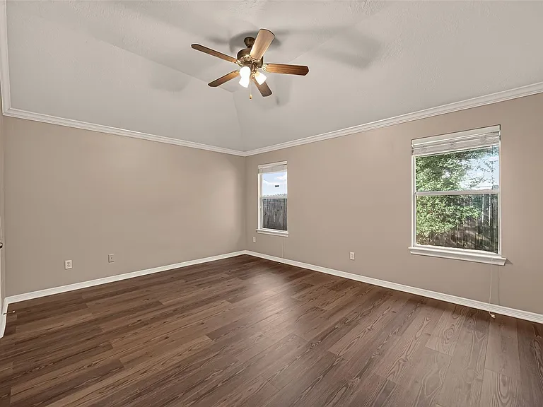 25202 Clover Ranch Dr — Photo 14