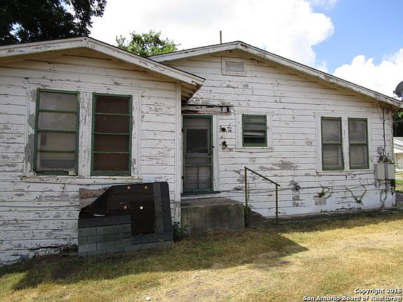 3rd image of 214-216DUPLEX st. james