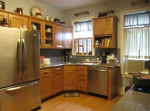 4th image of 254-256 Farrington St