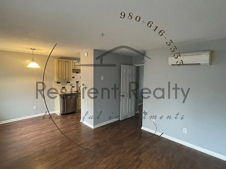106 Wilshire Ave SW #1 — Photo 16