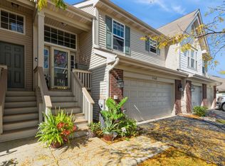 1162 N Oakwood Dr, Fox Lake, IL 60020