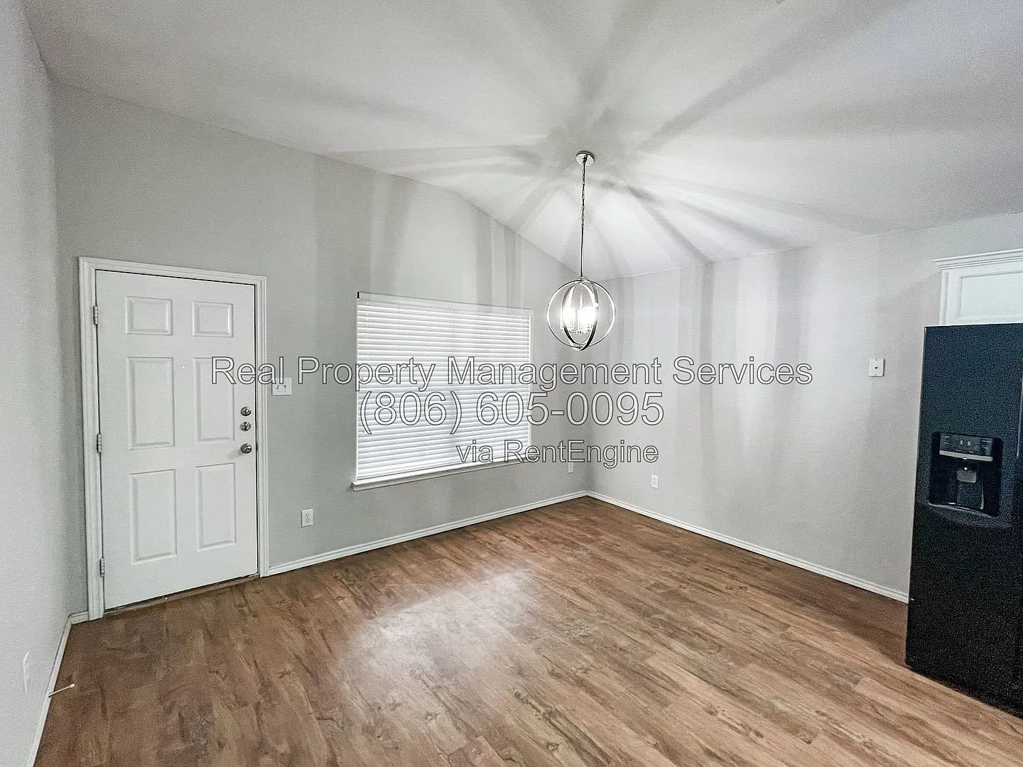 3 bed, 2.0 bath, 1486 sqft, $1,575 — Photo 4