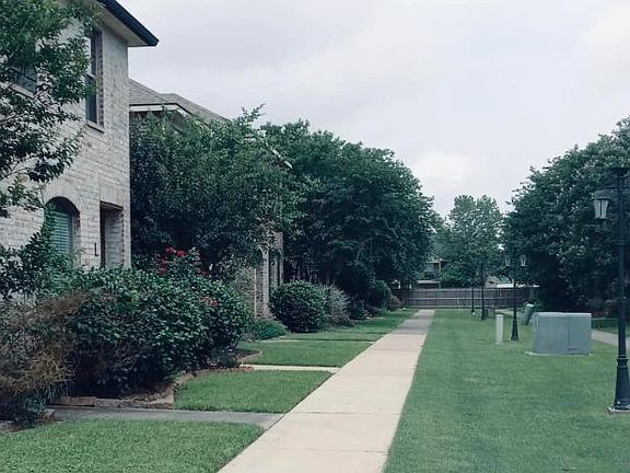 4th image of 1500 Lacadie Dr #C