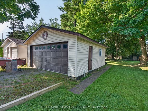 3rd image of 113 Freelton Rd