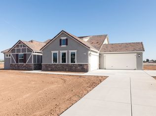 12537 E Sussex Way, Sanger, CA