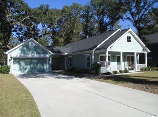 42 Laughing Gull Dr, Beaufort, SC 29907